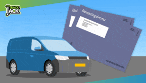 Afbeelding van een zakelijke auto met een kilometeradministratie die gecontroleerd wordt door de Belastingdienst.